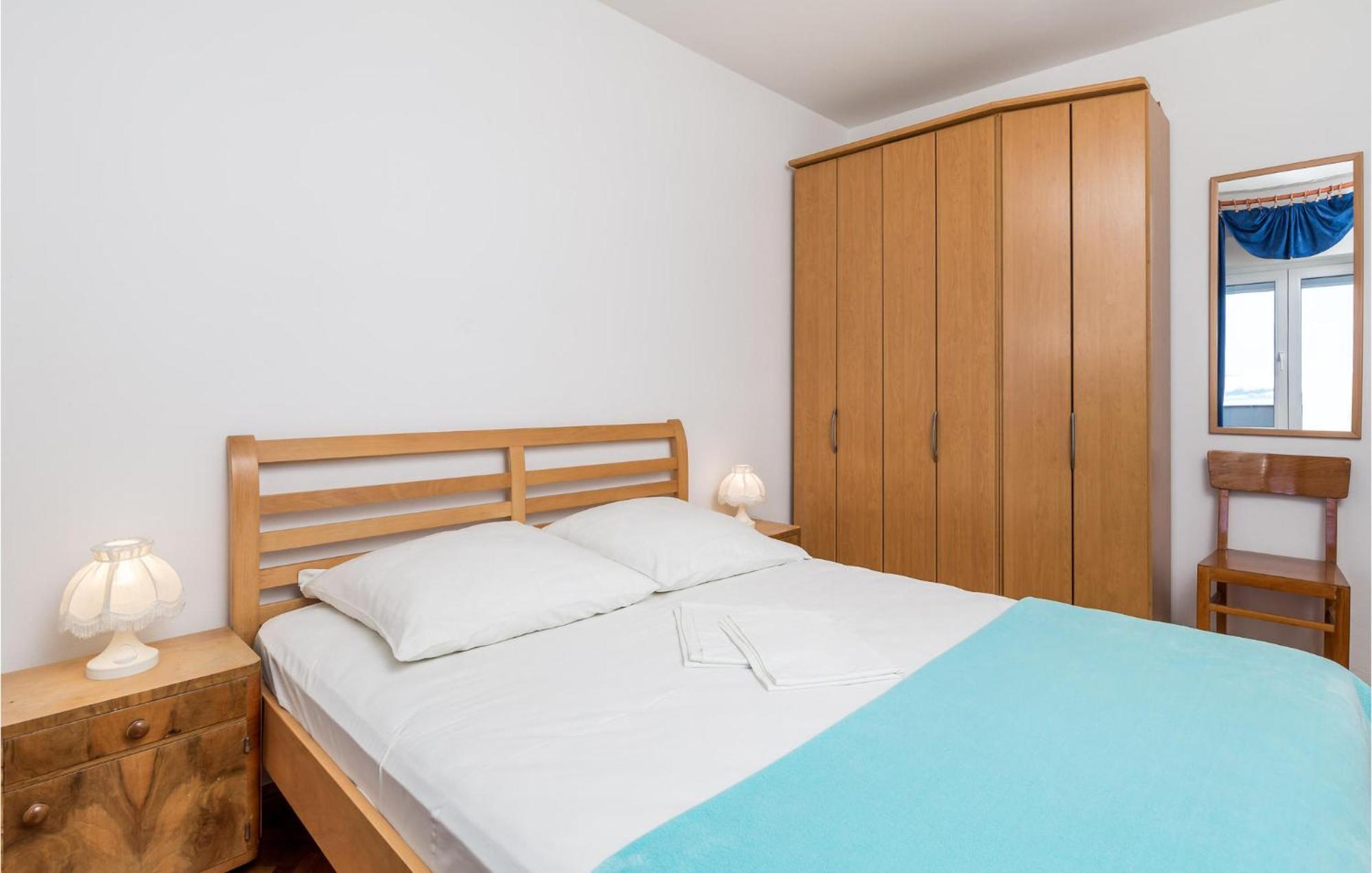 Nice Apartment In Sv,Juraj With Kitchen Свети Юрай Екстериор снимка